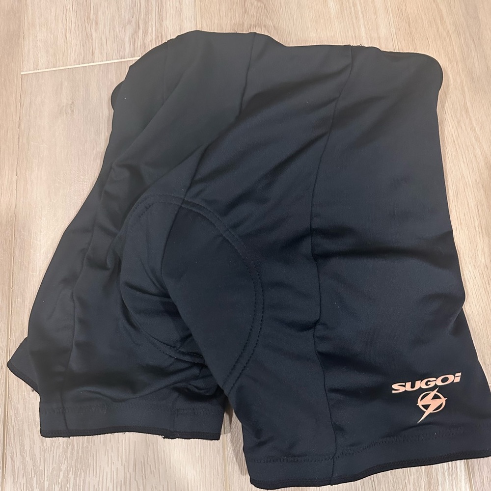Padded bike shorts for cycling size medium